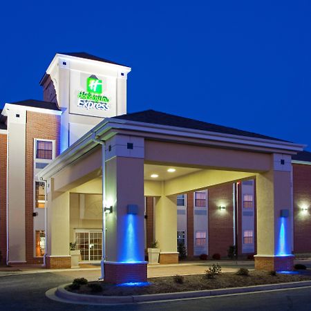 Holiday Inn Express Prince Frederick By Ihg Exteriér fotografie