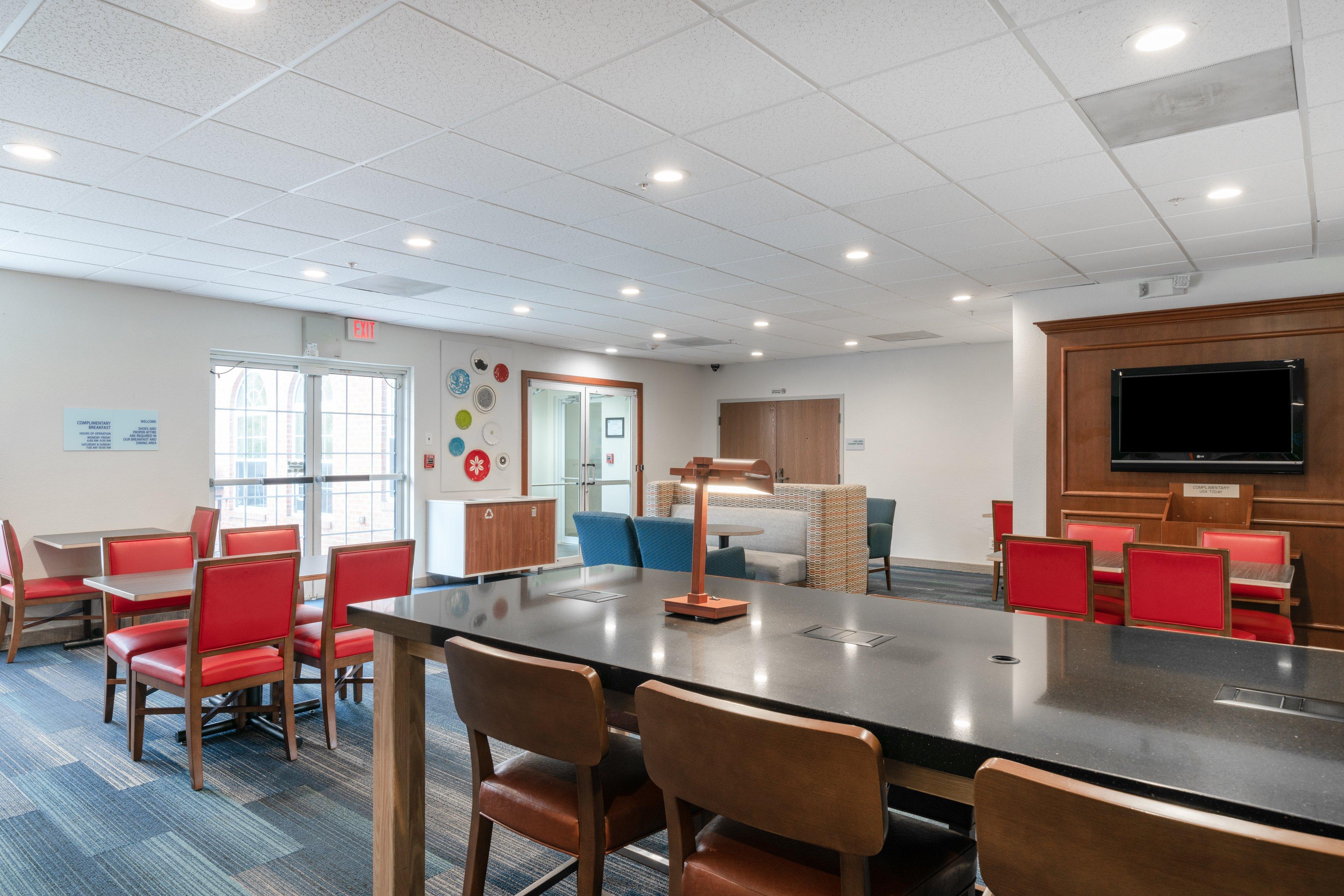 Holiday Inn Express Prince Frederick By Ihg Exteriér fotografie