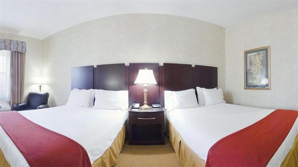 Holiday Inn Express Prince Frederick By Ihg Exteriér fotografie