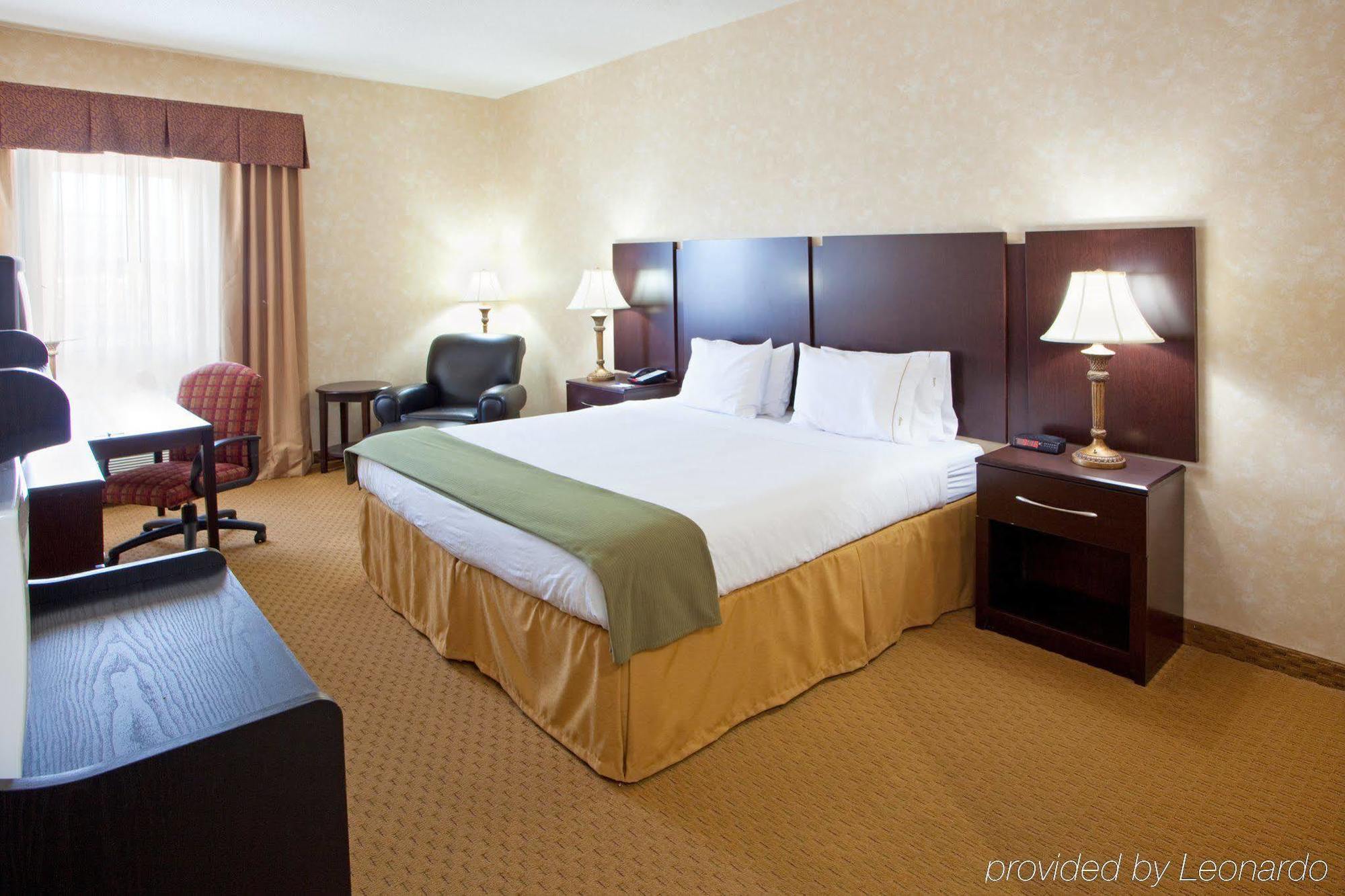 Holiday Inn Express Prince Frederick By Ihg Exteriér fotografie