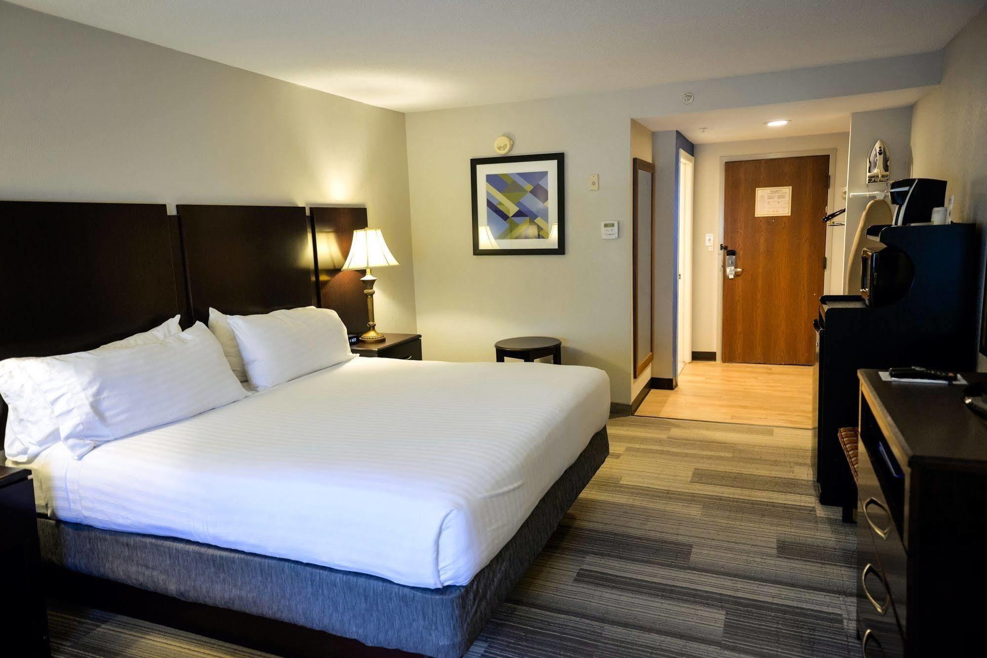 Holiday Inn Express Prince Frederick By Ihg Exteriér fotografie